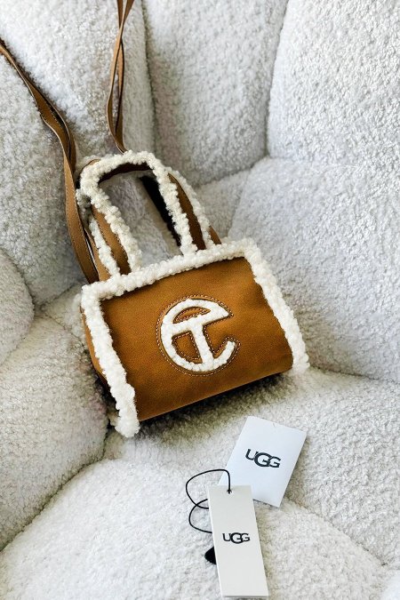 شنطة -  Tote UGG  / كوبي ماستر صيني - بني