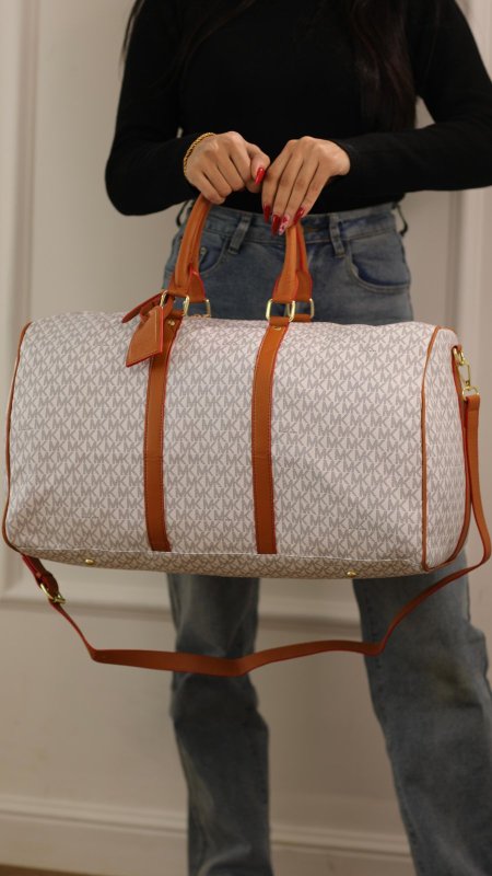 شنطة سفرية - مايكل كورس / مقاس 50 CM شامل ايد