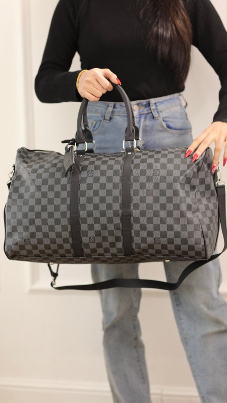 شنطة سفرية - لويس فيتون/ مقاس 50 CM شامل ايد