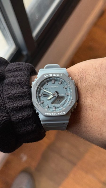 رمادي /رمادي