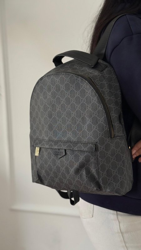 شنطة ظهر ماركة -  Gucci