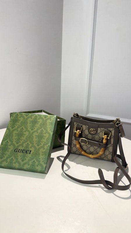 شنطة -Gucci bamboo / شامل علبة الشركة