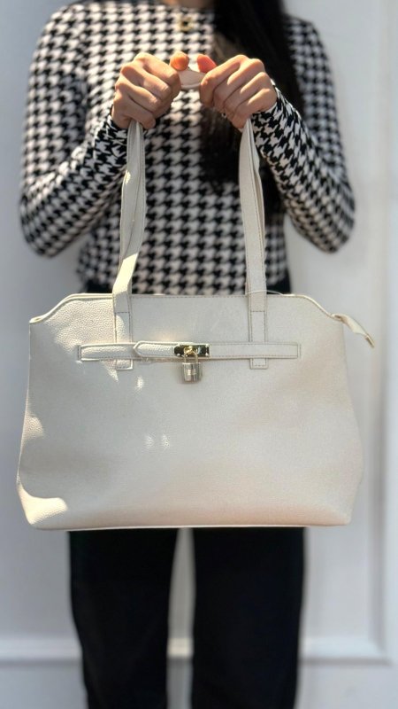 شنطة -HERMES / مش مختمة