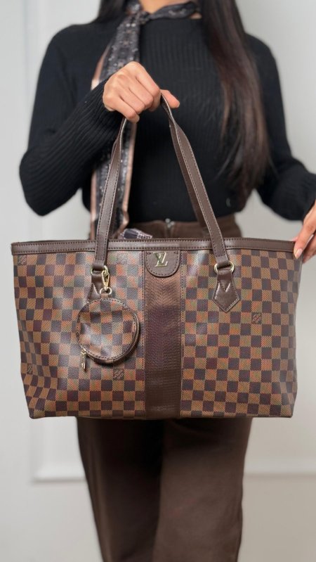 شنطة - Louis Vuitton قطعتين / مع سحاب للخصوصية