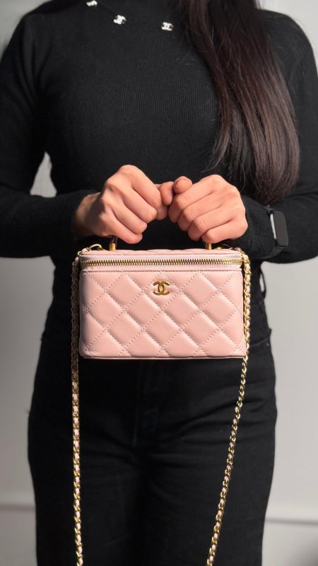 شنطة - Chanel makeup - كواليتي ماستر / شامل علبة الشركة  3323