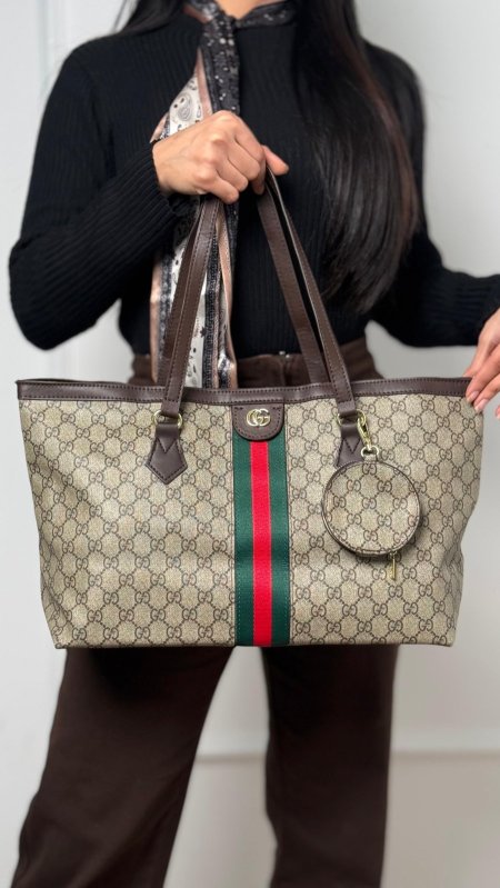 شنطة Gucci  - قطعتين / مع سحاب للخصوصية