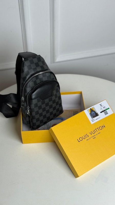 أسود مربعات