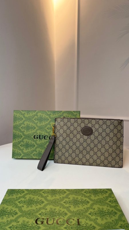كلاتش gucci - شامل علبة