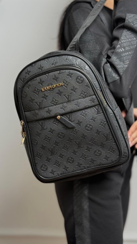 لويس فيتون / شعار وسط