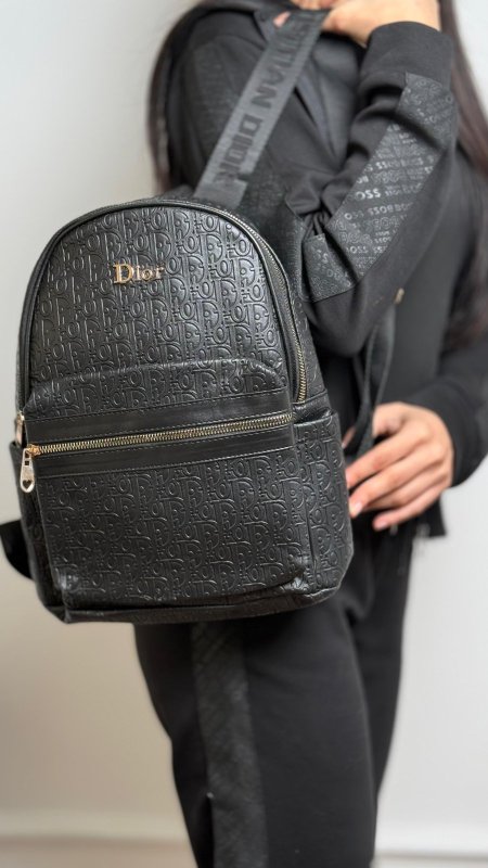 ديور / شعار وسط