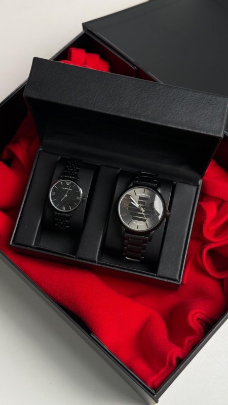 طقم هدية - ساعتين كابلز Armani مع سكارف ميكاسا