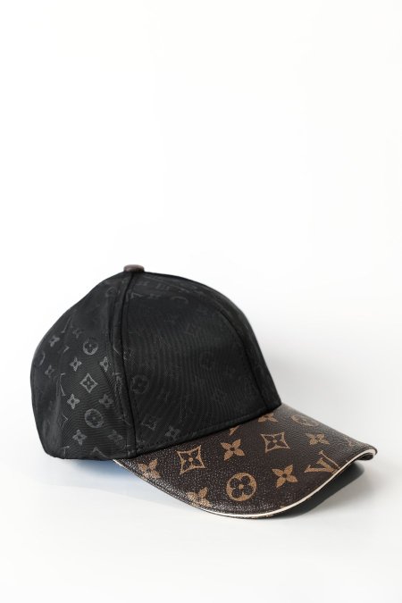 طاقية - Louis Vuitton / كوبي ماستر - LV - اسود مع بني <br> <span class='text-color-warm'>نفدت الكمية</span>