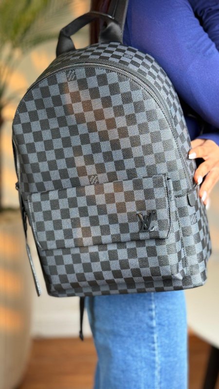 مربعات اسود رمادي