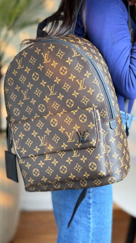 بني محروق شعار بيج