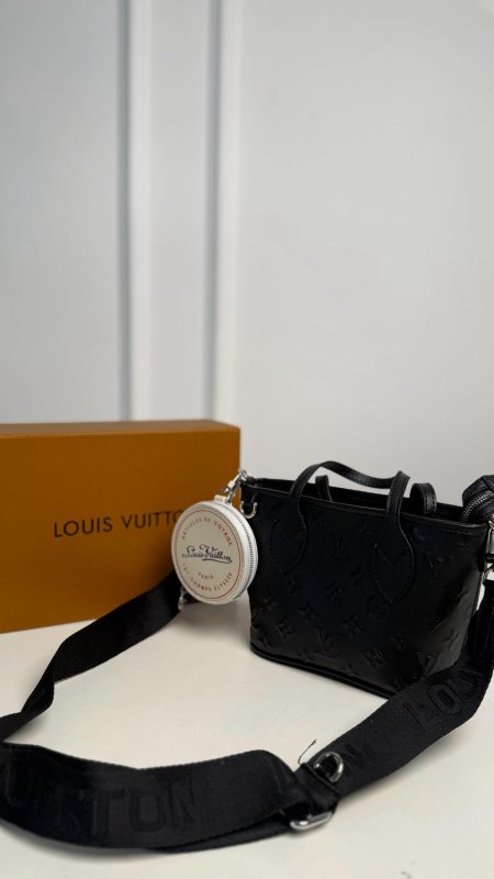 شنطة -Louis Vuitton -قطعتين- Double box / شامل علبة الشركة -m22787
