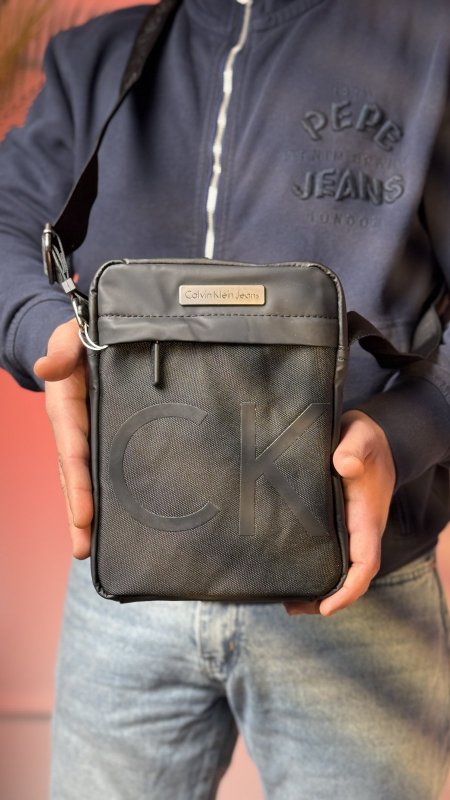 اسود شعار كبير