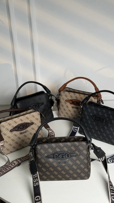 شنطة - Guess / ماستر كوالتي