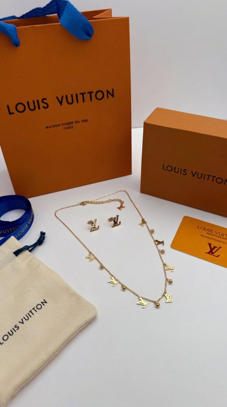 ذهبي / شعار صغير