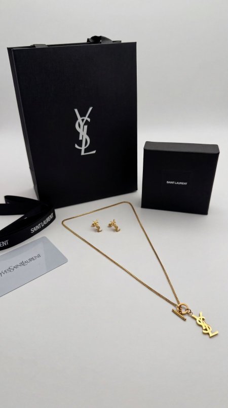 ذهبي / شعار دائرة