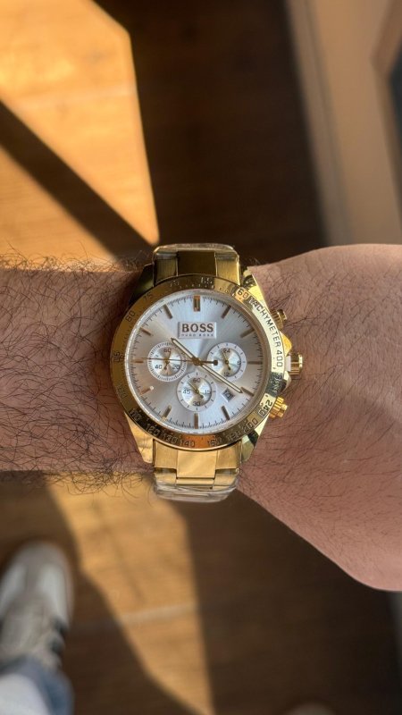 ساعة Boss - رجالية شامل كيس و علبة