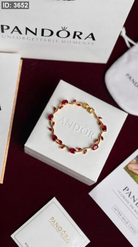 ذهبي احمر سادة