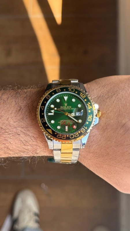 ساعة- Rolex GMT master 2- شامل كيس و علبه