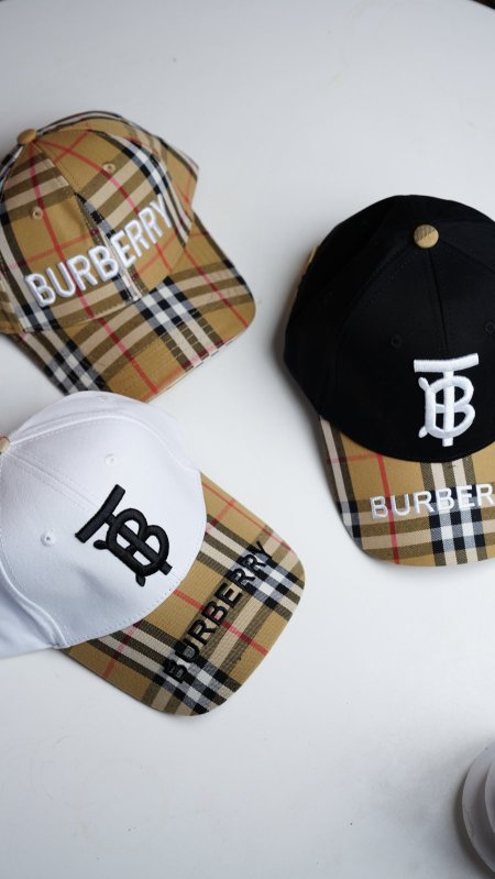 طاقية ماركة - BURBERRY - كواليتي ماستر