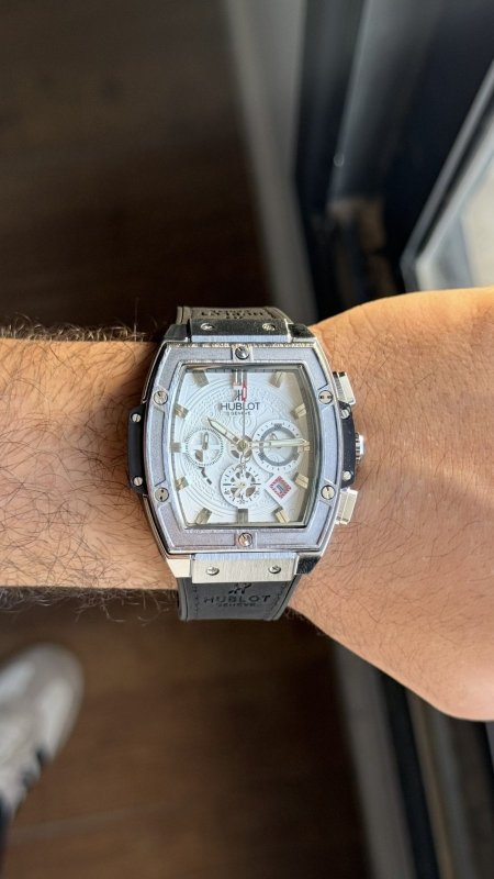 اسود /اطار فضي مينا ابيض