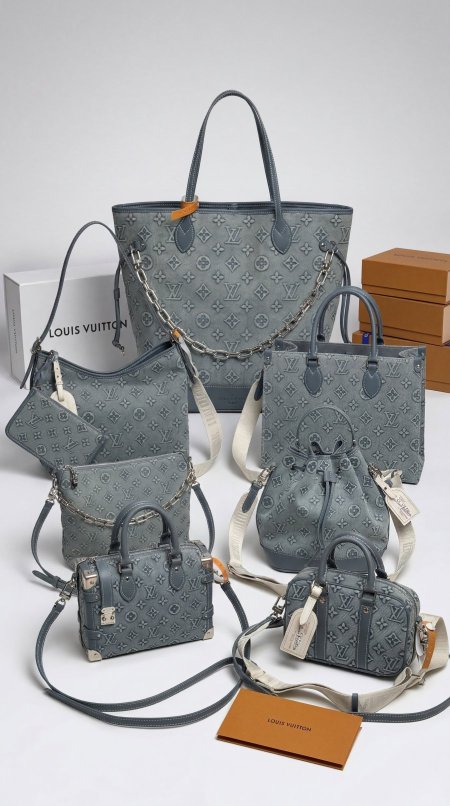 شنطة - لويس فيتون نسخة ماستر / شامل علبتين الشركة اصدارات محدودة
