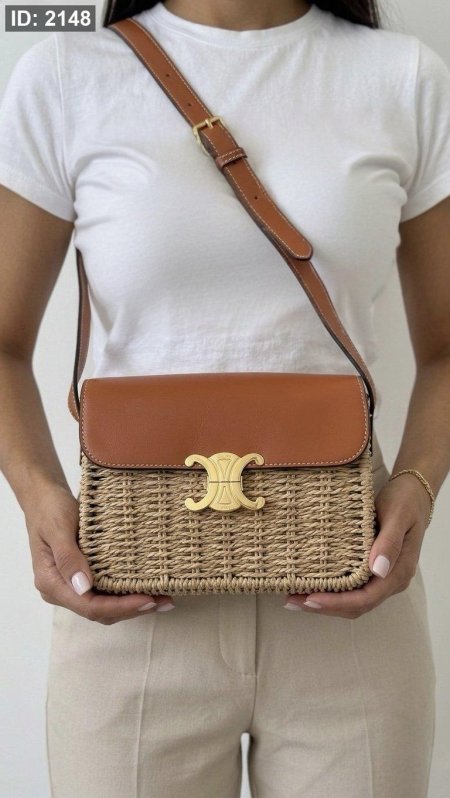 شنطة قش - Celine / كروس