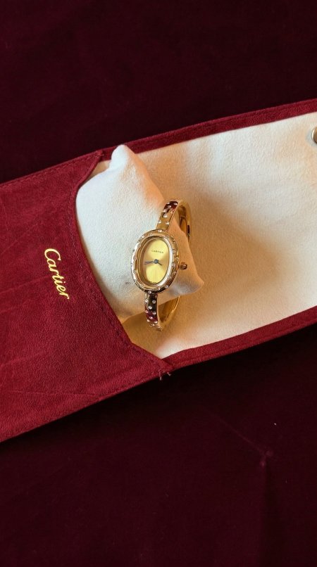 ذهبي مرصع / ذهبي