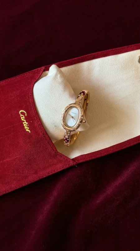 ذهبي مرصع / ابيض