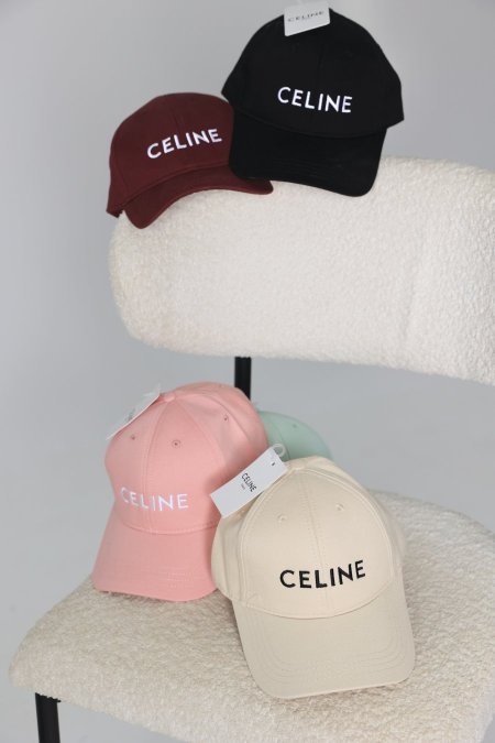 طاقية - Celine