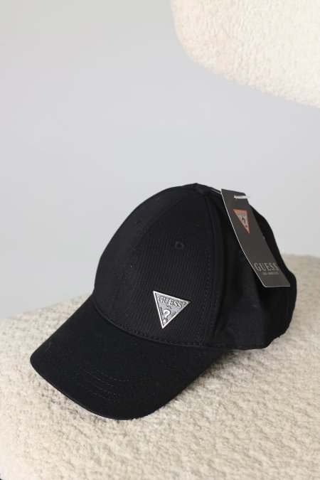 طاقية - GUESS
