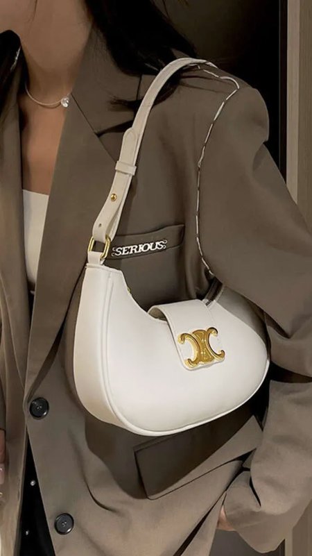 شنطة - Celine / كروس - ابيض <br> <span class='text-color-warm'>نفدت الكمية</span>