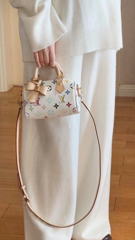 شنطة - Louis Vuitton speedy / شامل علبة الشركة 1158