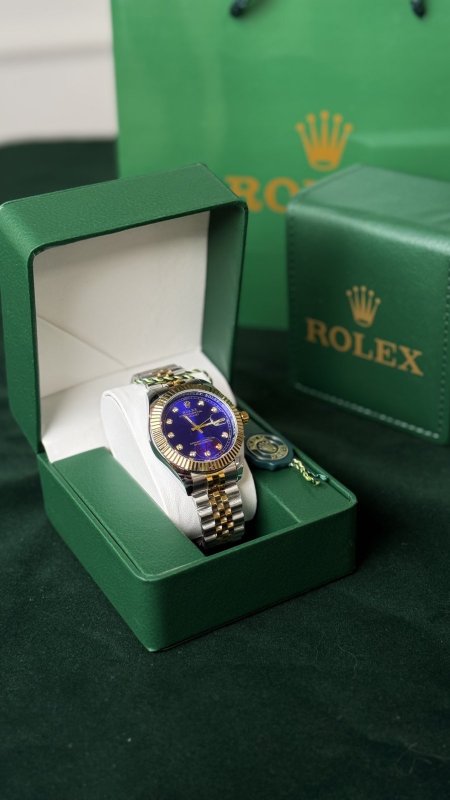 ساعة - Rolex شبابية  زركون / شامل العلبة و الكيس