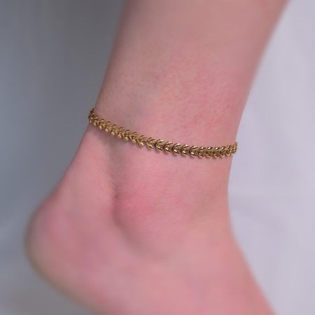 ذهبي مع وردة