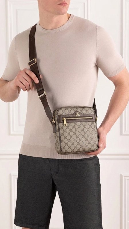 باوتش -  Gucci  - كوبي ماستر / شامل علبة الشركة