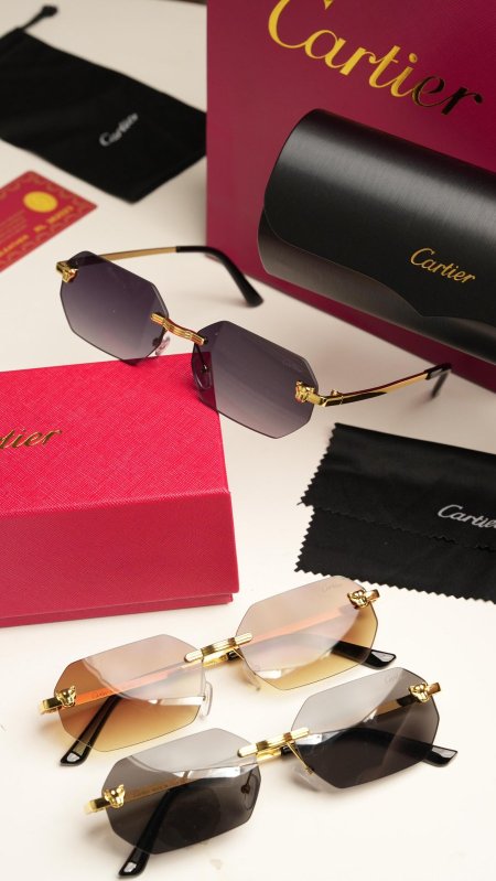 نظارة - Cartier / شامل علبة الشركة