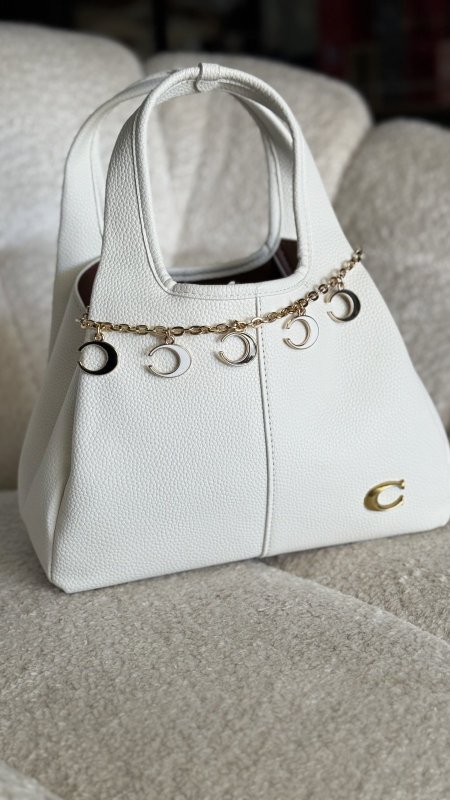 اكسسوار شنطة - كوتش