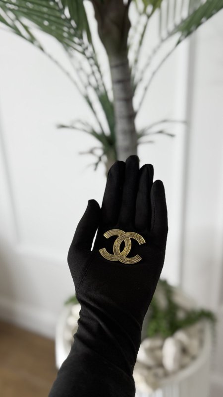 شانيل - ذهبي