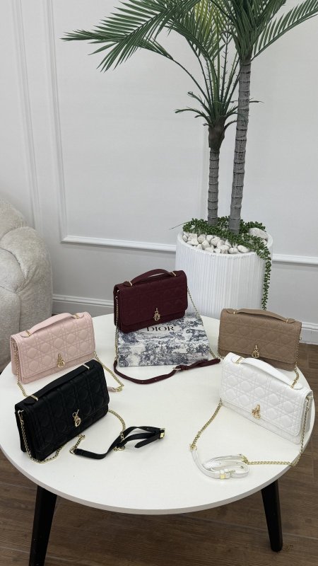 شنطة -Dior MY / شامل علبة الشركة