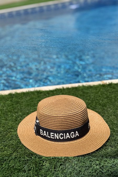 Balanciga - بيج غامق