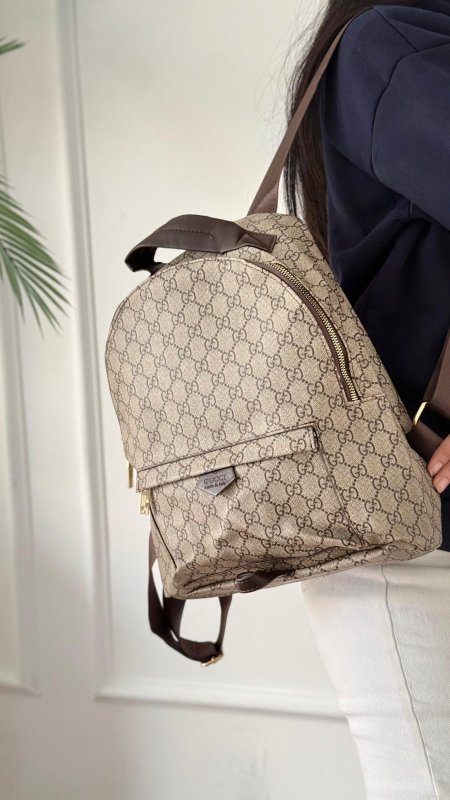 شنطة ظهر ماركة -  Gucci