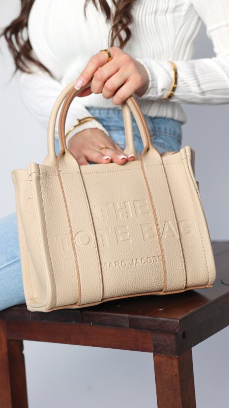 شنطة - Marc Jacobs / مقاس سمول