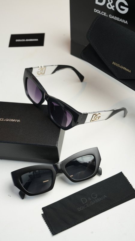 نظارة - Dolce & Gabbana / شامل علبة و كيس الشركة