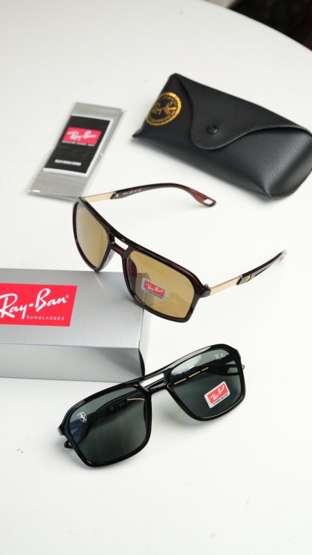 نظارة - Ray-Ban Ferrari شامل علبة الشركة
