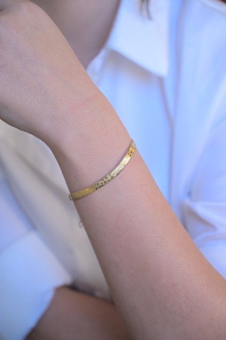 اسوارة الحية