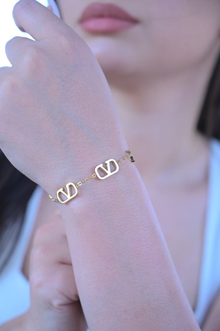 اساور _ Valentino